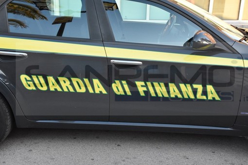 Guardia di Finanza nelle cinque sedi Asl liguri, &quot;20 milioni indebitamente erogati per le guardie mediche&quot;