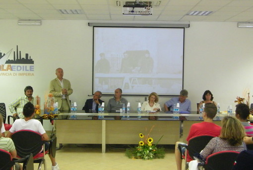 Imperia: domani mattina alla Scuola Edile l'incontro “Sei Speciale una finestra aperta sul mondo della disabilità” Imperia: domani mattina alla Scuola Edile l'incontro “Sei Speciale una finestra aperta sul mondo della disabilità”