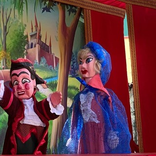 Diano Castello celebra l’inizio del 2026 tra magia, musica e tradizione