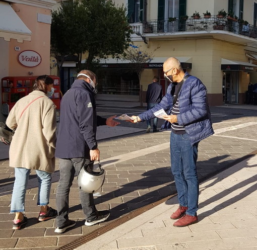 Diano Marina: sabato scorso un banchetto informativo di 'Casapound Italia' in via Genova