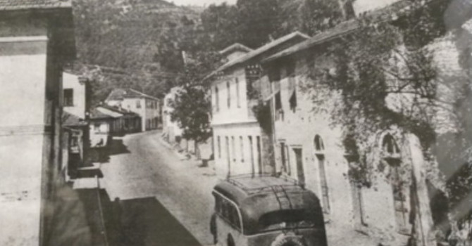 APPUNTI DI STORIA. Nascita delle prime istituzioni scolastiche a Castelvecchio