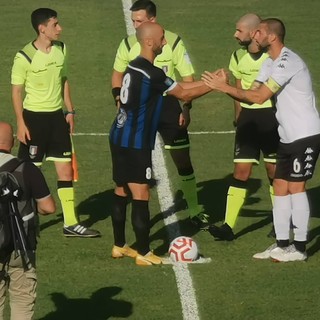 Coppa Italia, derby pirotecnico tra Imperia e Albenga: al 'Ciccione' finisce 3-3