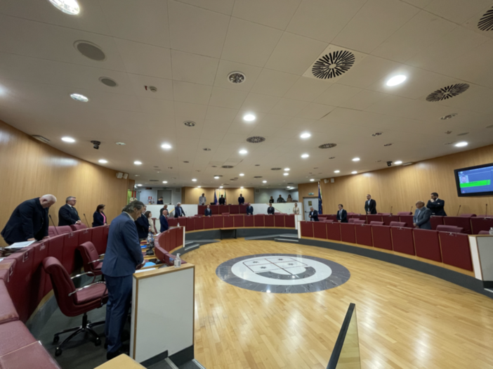 La seduta del consiglio regionale La seduta del consiglio regionale