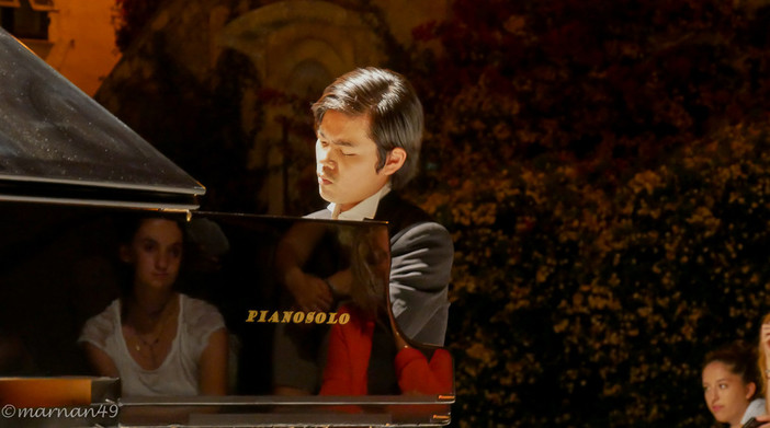 Concerto di Honggi Kim all'Oratorio di S. Caterina di Cervo