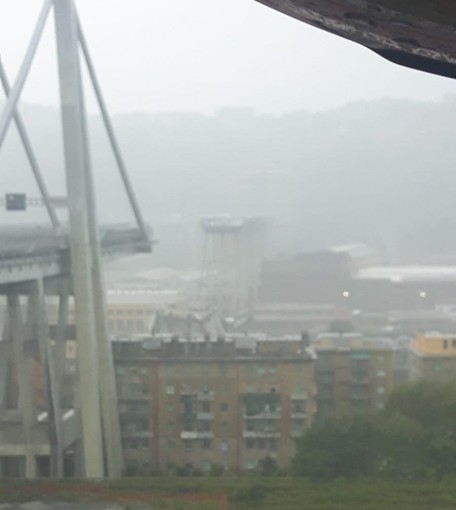 Il ponte &quot;Morandi&quot; crollato questa mattina