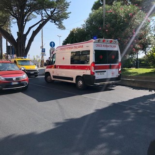 Diano Marina: pedone 55enne investito sull'Aurelia, trasportato in ospedale al Santa Corona