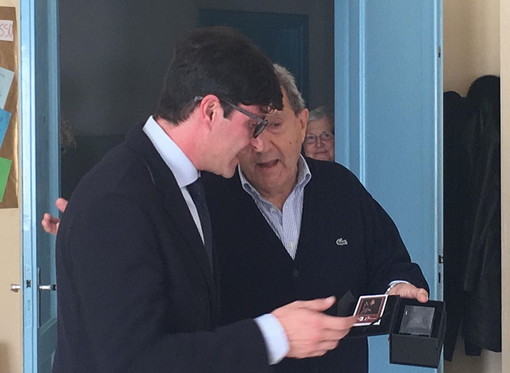 Il Premio San Leonardo 2018 alla memoria di Loredana Brizio: è stato ritirato dal figlio Paolo Strescino Il Premio San Leonardo 2018 alla memoria di Loredana Brizio: è stato ritirato dal figlio Paolo Strescino