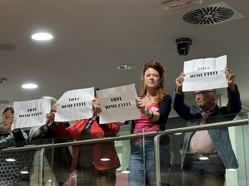 Le immagini dall'aula dl consiglio regionale Le immagini dall'aula dl consiglio regionale