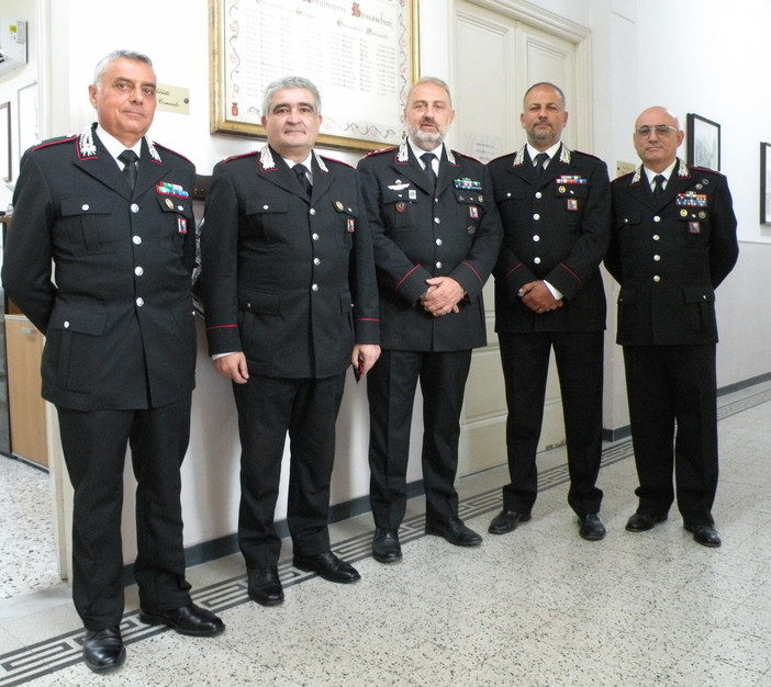 Imperia: consegnati dal Comandante provinciale dei Carabinieri i nuovi gradi a quattro ufficiali Imperia: consegnati dal Comandante provinciale dei Carabinieri i nuovi gradi a quattro ufficiali