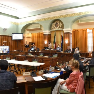 Conferenza dei Sindaci per Rivieracqua: l'investimento del privato dovrà passare da 25 a 38 milioni Conferenza dei Sindaci per Rivieracqua: l'investimento del privato dovrà passare da 25 a 38 milioni