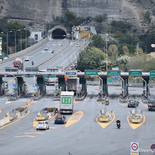 Nessuna chiusura nei prossimi giorni sulla A10, la previsione delle code nel weekend