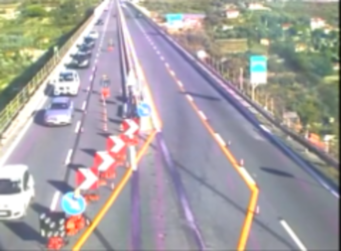 Traffico intenso in autostrada, coda di quattro chilometri tra Bordighera e il confine Traffico intenso in autostrada, coda di quattro chilometri tra Bordighera e il confine