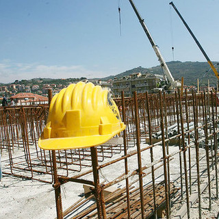 Prestazioni sanitarie per lavoratori del settore edile non più delle Casse Edili ma in capo a Sanedil
