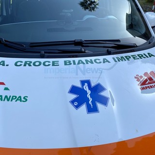 Imperia, incidente in via Littardi: ferito un giovane di 15 anni Imperia, incidente in via Littardi: ferito un giovane di 15 anni