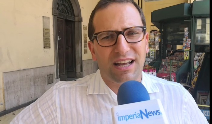 Il probabile candidato a Sindaco di Sanremo Carlo Carpi "Vialli, i giudici ti hanno assolto ma la giustizia divina ti ha dato quello che meritavi!" Il probabile candidato a Sindaco di Sanremo Carlo Carpi "Vialli, i giudici ti hanno assolto ma la giustizia divina ti ha dato quello che meritavi!"
