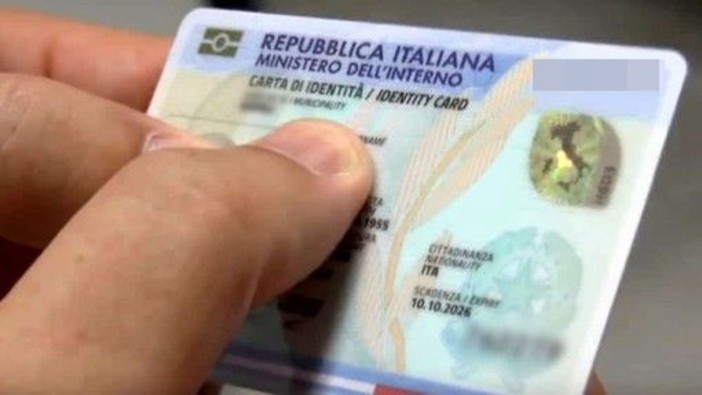 Addio alle carte d’identità cartacee a Imperia: ecco come passare a quelle elettroniche