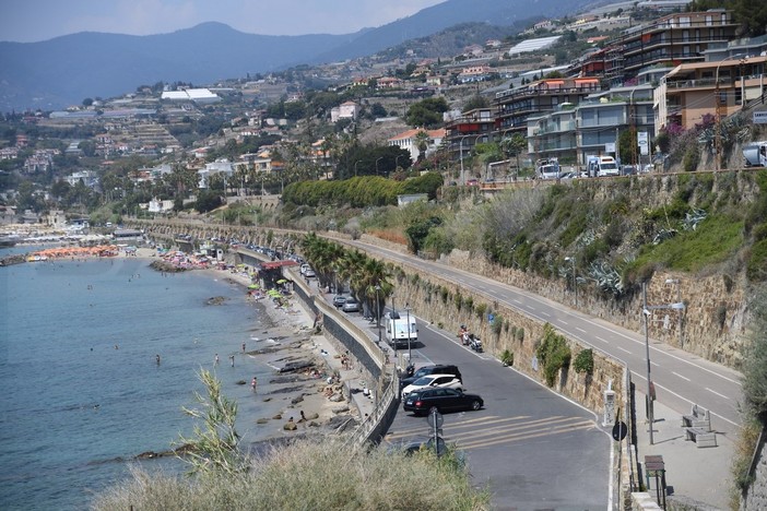 Turismo: Toti “Pasqua col botto, operatori soddisfatti, ottime aspettative anche per i ponti fino all’estate” Turismo: Toti “Pasqua col botto, operatori soddisfatti, ottime aspettative anche per i ponti fino all’estate”
