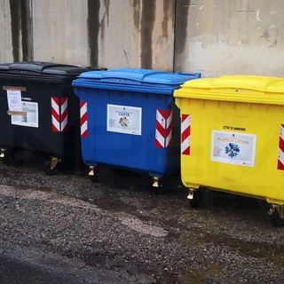 Iniziato lo sciopero dei netturbini in tutta la provincia: a Sanremo adesione altissima e problemi per la raccolta della plastica