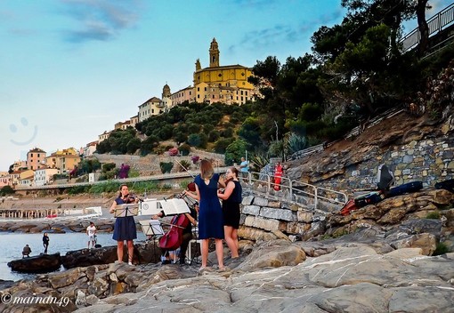 A Cervo torna la ‘Festa della musica’: anteprima sabato e concerto all’alba salutando l’estate il 21 giugno