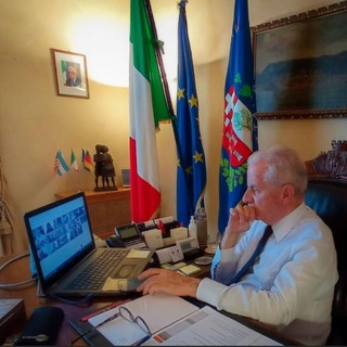 Imperia: autostrade, interviene il Sindaco “Dilatare il calendario dei cantieri e lasciare le due corsie libere nel weekend”