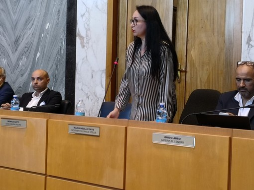 Imperia: la maggioranza boccia la mozione del M5S per la costituzione di una commissione anticriminalità organizzata e corruzione "Uno spot senza concretezza"