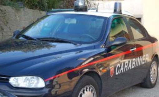 Cipressa: in stato di ebrezza alla guida di una moto rubata causa un incidente stradale, arrestato dai Carabinieri Cipressa: in stato di ebrezza alla guida di una moto rubata causa un incidente stradale, arrestato dai Carabinieri