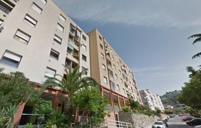 IMU sulle case popolari, Presidente Toti: “Il governo si dice dalla parte dei più deboli ma se la prende con le famiglie bisognose” IMU sulle case popolari, Presidente Toti: “Il governo si dice dalla parte dei più deboli ma se la prende con le famiglie bisognose”