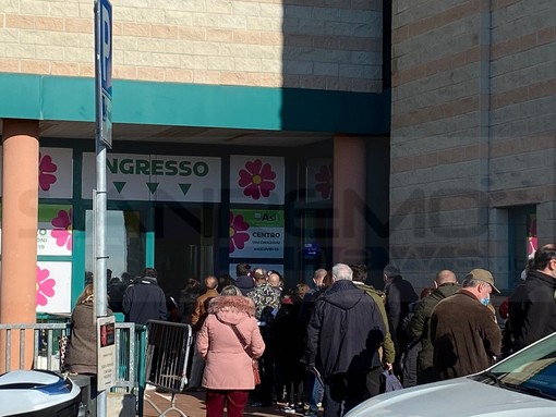 Coronavirus: crescono anche questa settimana le vaccinazioni nella nostra provincia, siamo al 74,26% Coronavirus: crescono anche questa settimana le vaccinazioni nella nostra provincia, siamo al 74,26%