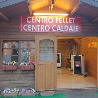 Siete alla ricerca di alternative più convenienti per il riscaldamento domestico e non solo? Il riscaldamento a biomasse può essere la soluzione