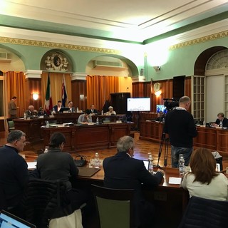La Provincia convoca il Consiglio 'in presenza': dopo Imperia anche Sanremo e Taggia verso la riunione 'web' La Provincia convoca il Consiglio 'in presenza': dopo Imperia anche Sanremo e Taggia verso la riunione 'web'