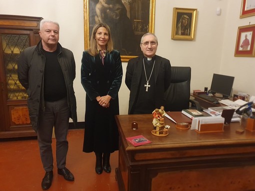 Confartigianato e Coldiretti consegnano ai Vescovi statuina per il presepe simbolo della cultura artigiana e del lavoro