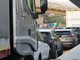 Bus in panne sull'A8: autostrada direzione Francia paralizzata dal traffico
