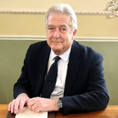 Enrico Pira eletto all'unanimità presidente dell'Unione Comuni dell'Alta Valle Arroscia Enrico Pira eletto all'unanimità presidente dell'Unione Comuni dell'Alta Valle Arroscia