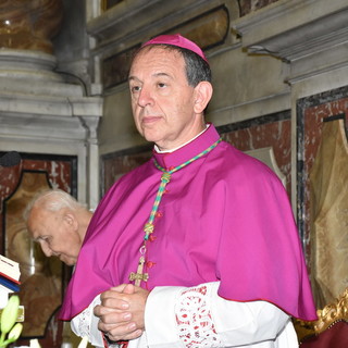 Iniziata la Settimana Santa: il Vescovo Suetta celebrerà i Riti pasquali senza la partecipazione dei fedeli (Video)