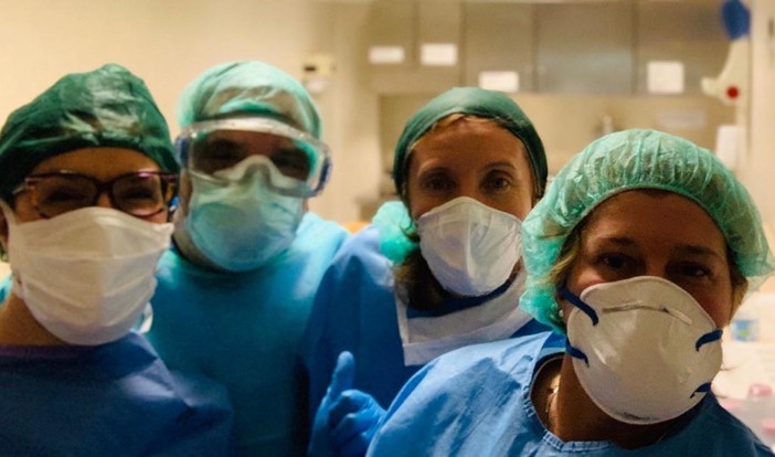 Coronavirus: 3.772 positivi in Liguria (41 più di ieri), 15.533 tamponi (486 più di ieri) e 595 morti (+39) Coronavirus: 3.772 positivi in Liguria (41 più di ieri), 15.533 tamponi (486 più di ieri) e 595 morti (+39)