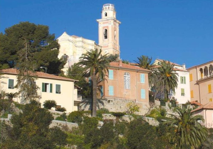Diano Castello celebra il Santo Patrono e premia l'impegno globale dell'Unicef