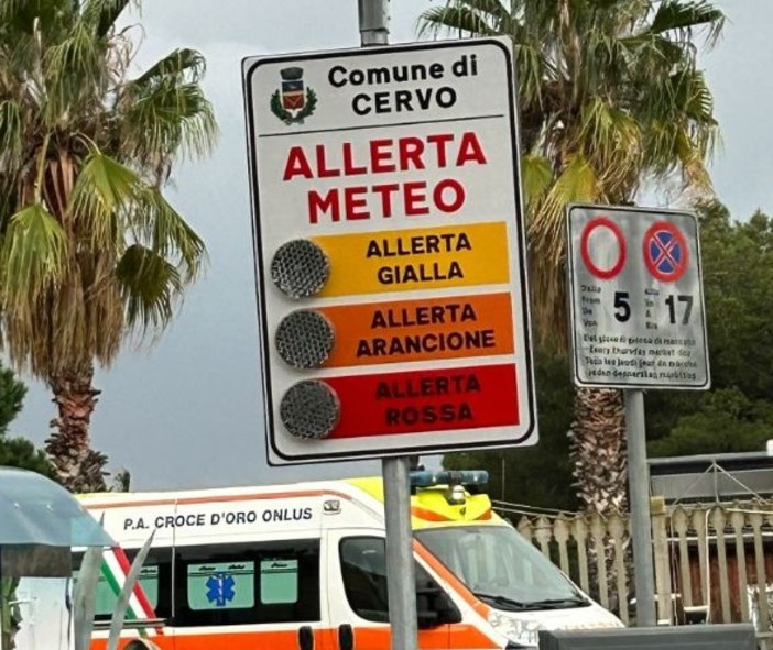 Sull’Aurelia a Cervo installato il pannello per l’allerta meteo Sull’Aurelia a Cervo installato il pannello per l’allerta meteo
