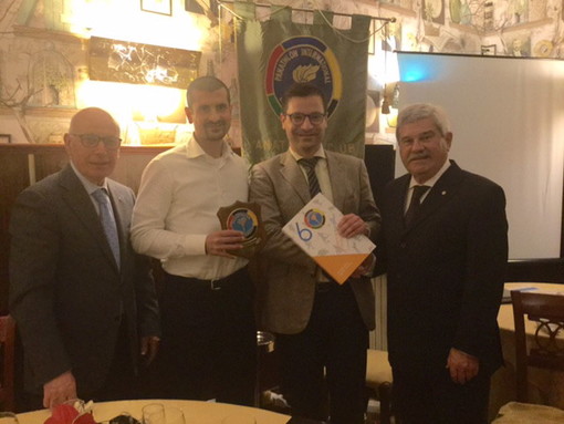 ‘Dieta Mediterranea tra Sapori, Sport e Salute’ tema del convivio del mese di febbraio del Panathlon Club Imperia-Sanremo ‘Dieta Mediterranea tra Sapori, Sport e Salute’ tema del convivio del mese di febbraio del Panathlon Club Imperia-Sanremo