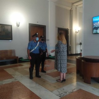 Imperia: Scajola caccia i Carabinieri dal consiglio comunale, FdI attacca “Il Comune non è di sua proprietà”