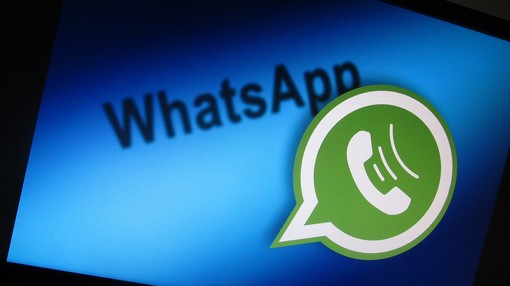 **Le Implicazioni Legali ed Etiche della Clonazione Remota di WhatsApp**