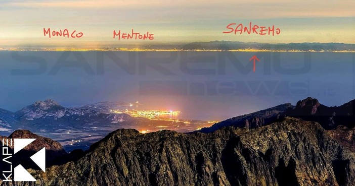 Dopo tante foto della Corsica dalla nostra provincia eccone una della costa ligure e francese dalla Corsica Dopo tante foto della Corsica dalla nostra provincia eccone una della costa ligure e francese dalla Corsica