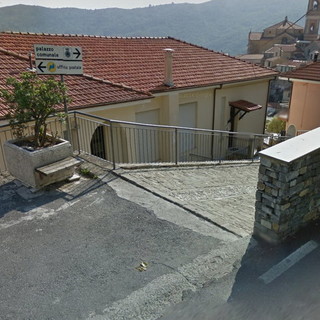 Pietrabruna: paese senza connessione dati sui cellulari, Franca Ranise torna all'attacco contro l'Amministrazione