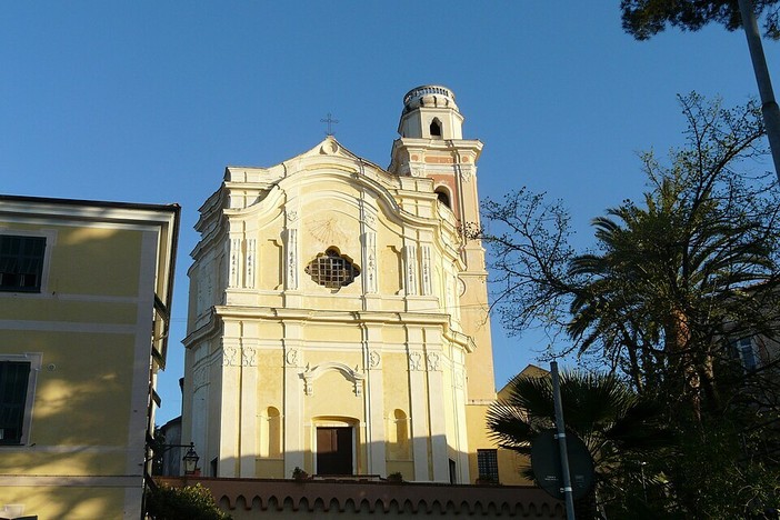 Diano Castello celebra i 100 anni della consacrazione della chiesa di San Nicola da Bari