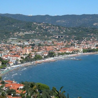 Diano Marina, zona Sant'Anna senza acqua potabile. Americo Pilati: &quot;Una vergogna!&quot;