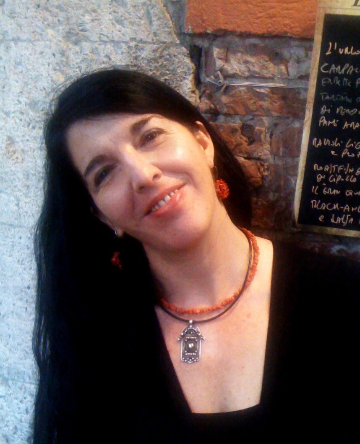 Daniela Mencarelli Hofmann ospite della rassegna 'Tea con l'Autore' a San Bartolomeo al Mare Daniela Mencarelli Hofmann ospite della rassegna 'Tea con l'Autore' a San Bartolomeo al Mare