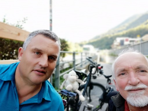 Prima tappa a Bolzano per Giampiero De Zanet nel suo viaggio promozionale in bicicletta per il Parco Alpi Liguri Prima tappa a Bolzano per Giampiero De Zanet nel suo viaggio promozionale in bicicletta per il Parco Alpi Liguri