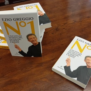 "N.1", Ezio Greggio presenta il suo libro a Imperia: l'appuntamento alla Fiera del Libro