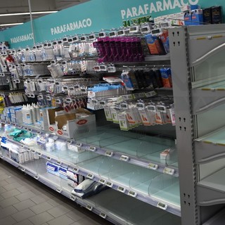 Approvato in Regione il protocollo d’intesa per chiudere entro le 15 i supermercati alla domenica e nei giorni festivi
