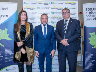 Da sinistra, Chiara Osnago Gadda, Franco Lucente (assessore ai trasporti e alla mobilità sostenibile di Regione Lombardia), Enrico Anghilante Da sinistra, Chiara Osnago Gadda, Franco Lucente (assessore ai trasporti e alla mobilità sostenibile di Regione Lombardia), Enrico Anghilante