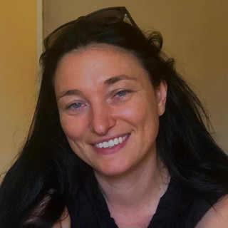 Eva Podeschi Eva Podeschi